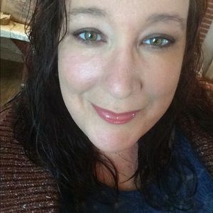 Meet your Posher, Lee